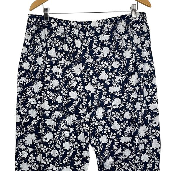 Lands’ End Pajama Pants XL Navy White Floral Print Sleepwear Lounge Drawstring - Picture 4 of 14